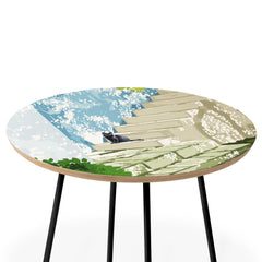 83 Oranges Being a person Round Side Table