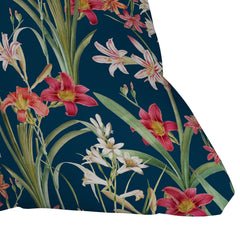 83 Oranges Blossom Botanical Throw Pillow