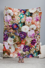 83 Oranges Eves Garden Throw Blanket