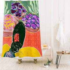 83 Oranges Fish Market Shower Curtain