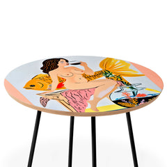 83 Oranges Fishy Shananigans Art Round Side Table