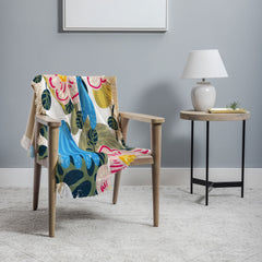 83 Oranges Aksa Throw Blanket