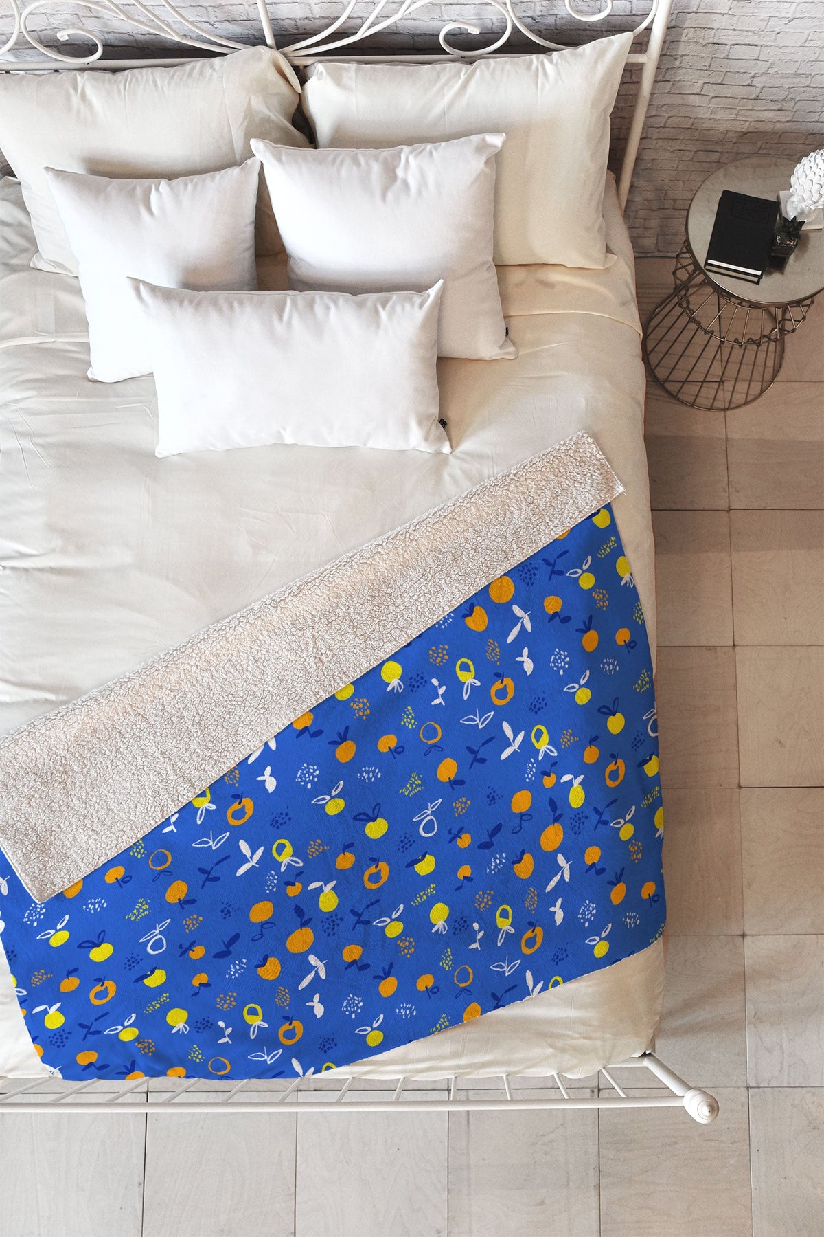 83 Oranges Always Summer In Good Company Fleece Throw Blanket
