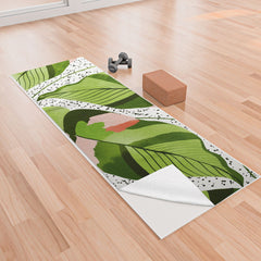83 Oranges Blushing Leaves Yoga Towel