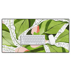 83 Oranges Blushing Leaves Desk Mat