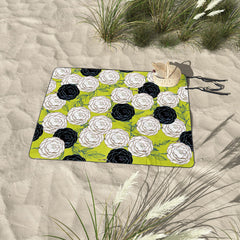 83 Oranges Carnations Picnic Blanket