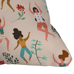83 Oranges Central Park Zumba Outdoor Throw Pillow